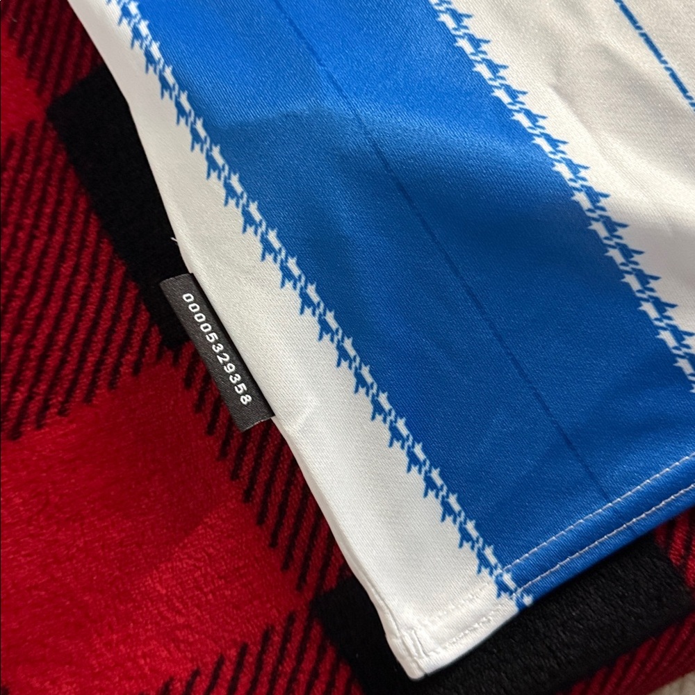 Huddersfield Town 🏴󠁧󠁢󠁥󠁮󠁧󠁿 2024-25 Umbro Home League One Jersey - Picture 7 of 9